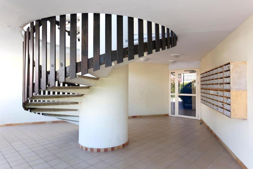 Chez Alexandra - Elegant Studio Avec Parking A Proximite Des Plages La Grande-Motte Exterior photo